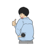 空調服を着る作業員男性