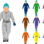 ネコ台車を押す作業員1正面ヘルメット着